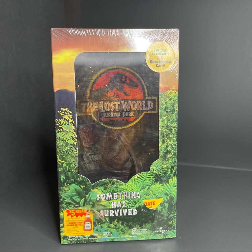 The Lost World: Jurassic Park (VHS, 1997) W/ 3D Dino Card NEW SEALED